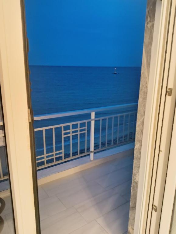 Gold Sand Apartments - 14