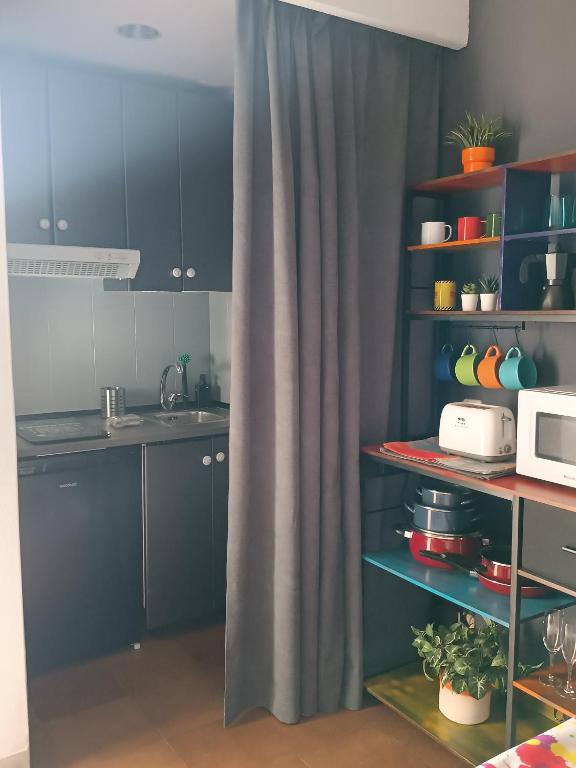Kuchyň nebo kuchyňský kout v ubytování Apartamento en Puerto Banús