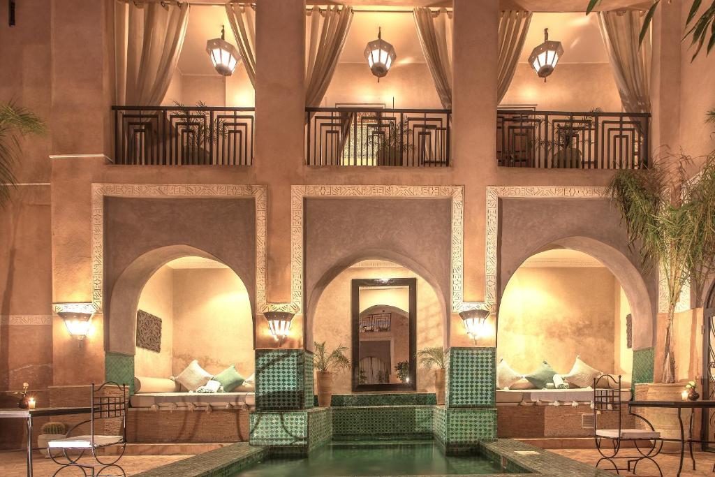 Posezení v ubytování Le Medina Privilège Riad & Spa