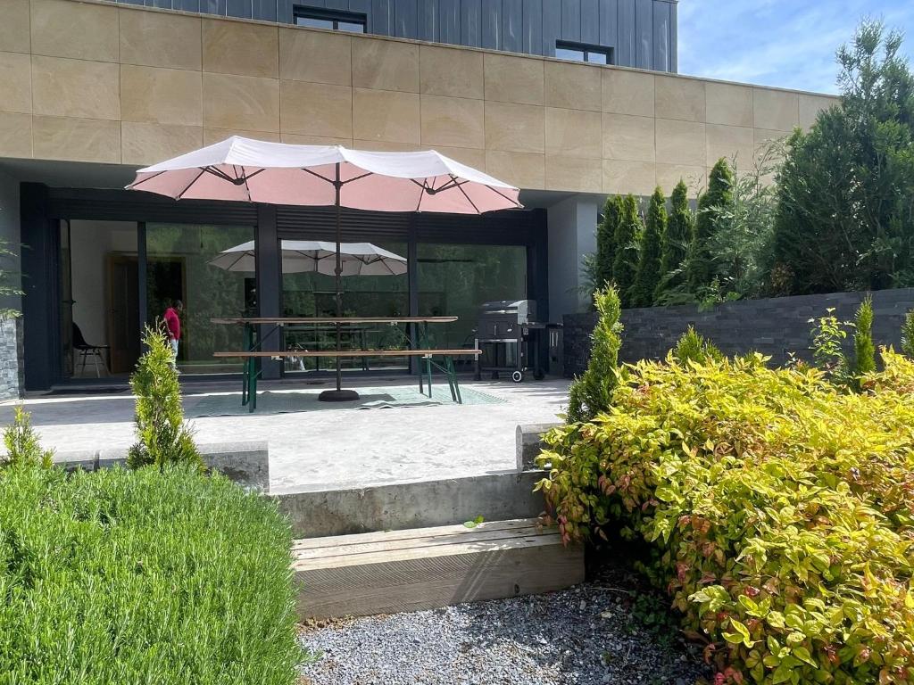 Vonkajšia záhrada v ubytovaní Beautiful house 15 min away from Bilbao