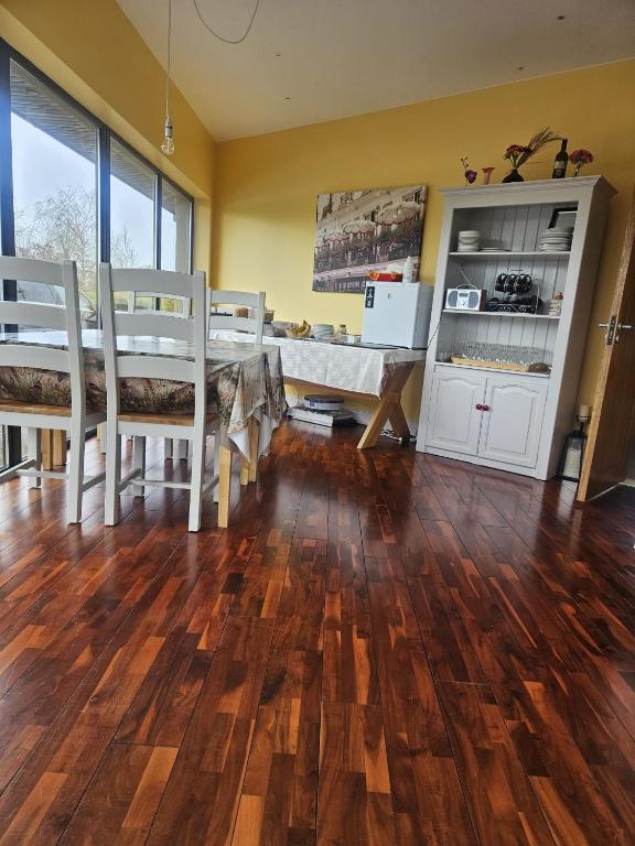 Kuchyň nebo kuchyňský kout v ubytování Ard Aoibhinn Roscommon