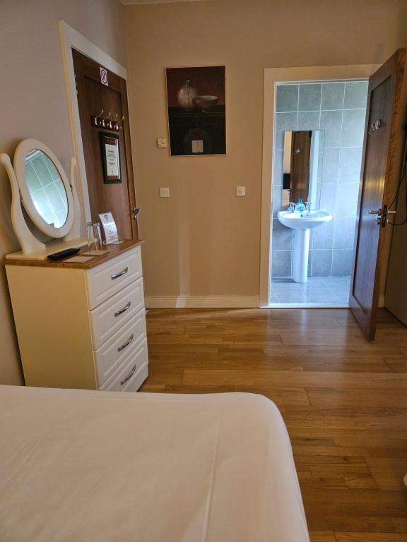 Postel nebo postele na pokoji v ubytování Ard Aoibhinn Roscommon