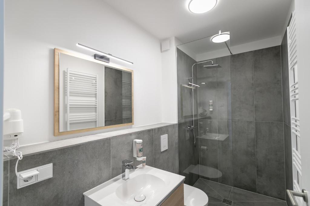 Helios Berlin Apartments - 12