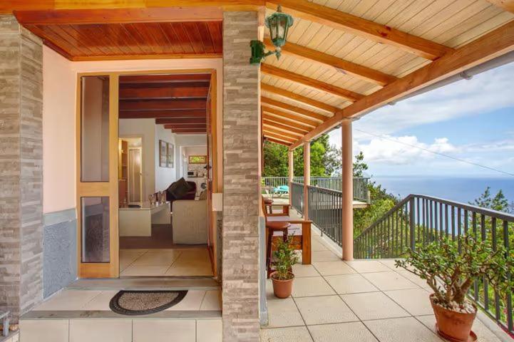 Uma varanda ou terraço em Fantatic Holiday House