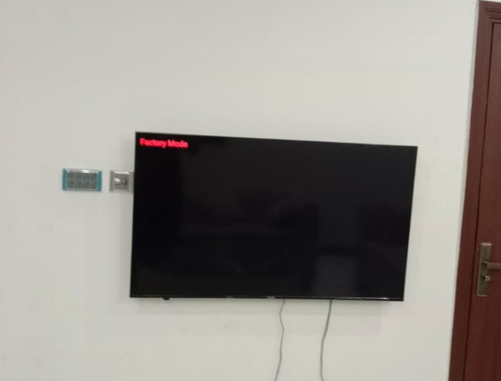 TV i/ili multimedijalni sistem u objektu Bahria town karachi