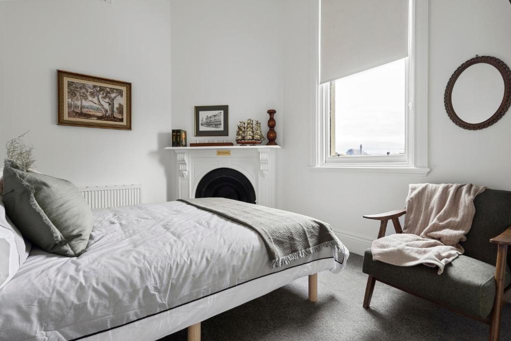 Postel nebo postele na pokoji v ubytování Myers Manor I Geelong CBD