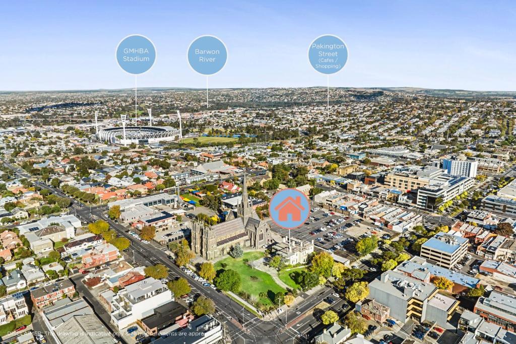 Nespecifikovaný výhled na destinaci Geelong nebo výhled na město při pohledu z penzionu