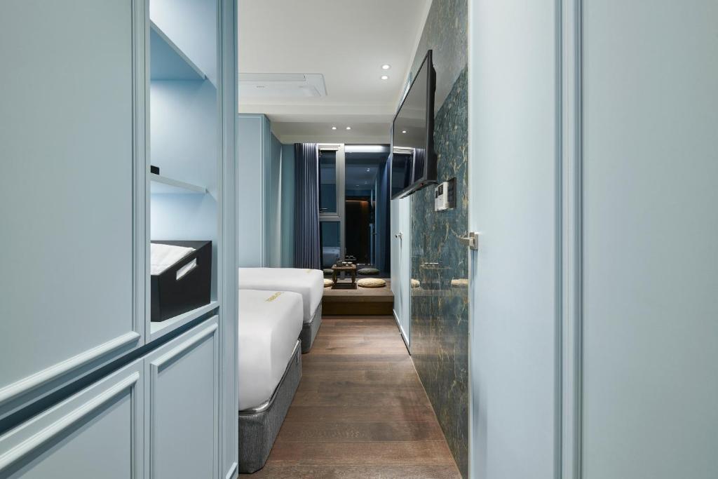N285Hotel - Twin Room - Parking Is Not Available