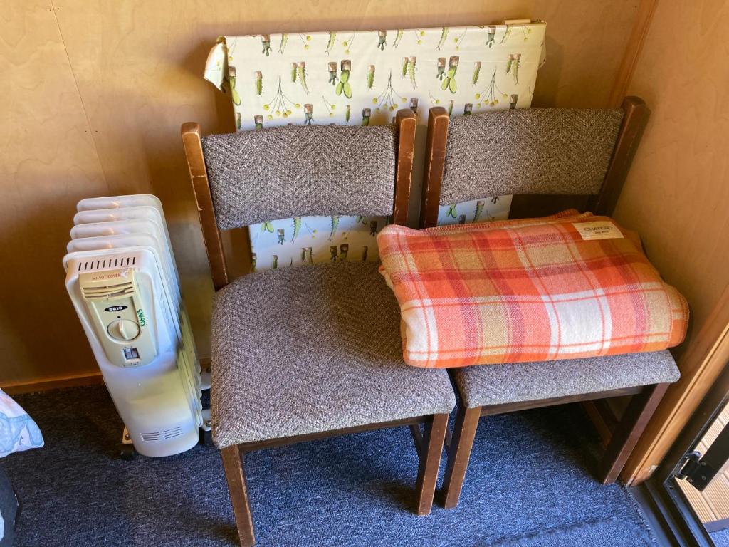 Kiwi cabin with geothermal pool by lake Taupo - Resim 17