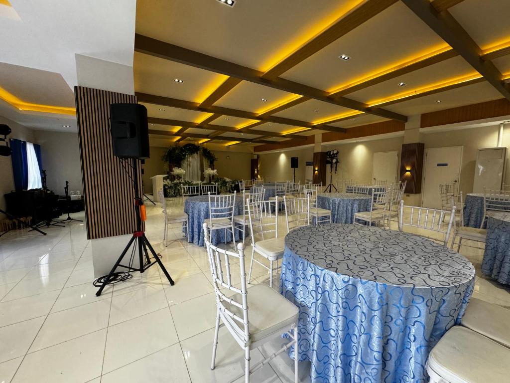 Restaurace v ubytování Bernese Resort Hotel powered by Cocotel