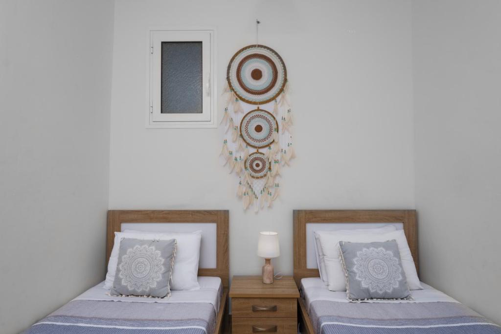 Posteľ alebo postele v izbe v ubytovaní Dennis City Center Elegant Apartment (2)