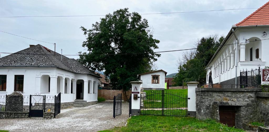 Budova, kde se prázdninový dům nachází