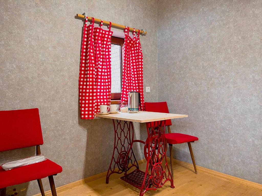 Fotografie z fotogalerie ubytování Teo's Cottages v destinaci Dedoplis Tskaro