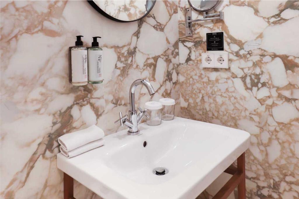 MYR Marqués House - 15