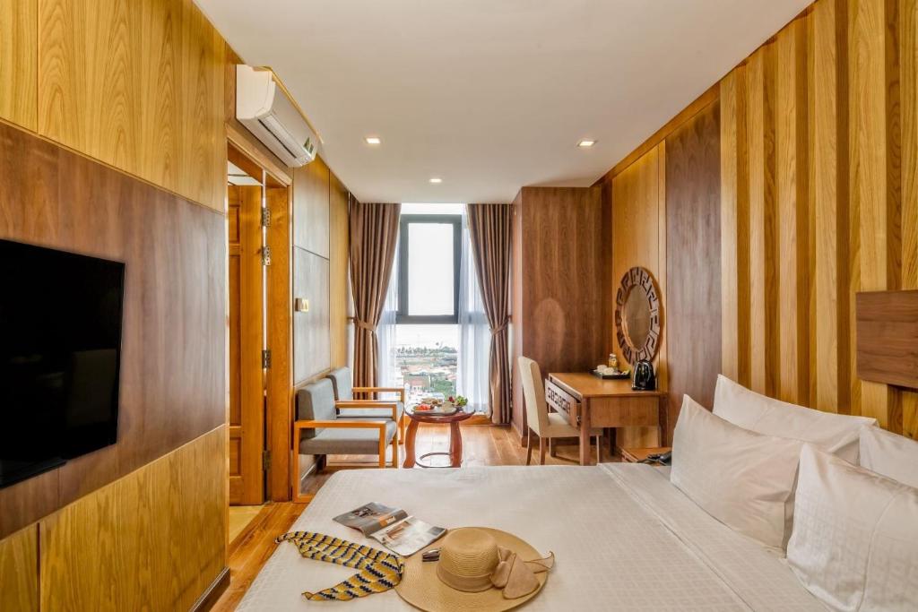 Nhu Minh Plaza Danang Hotel: guest room
