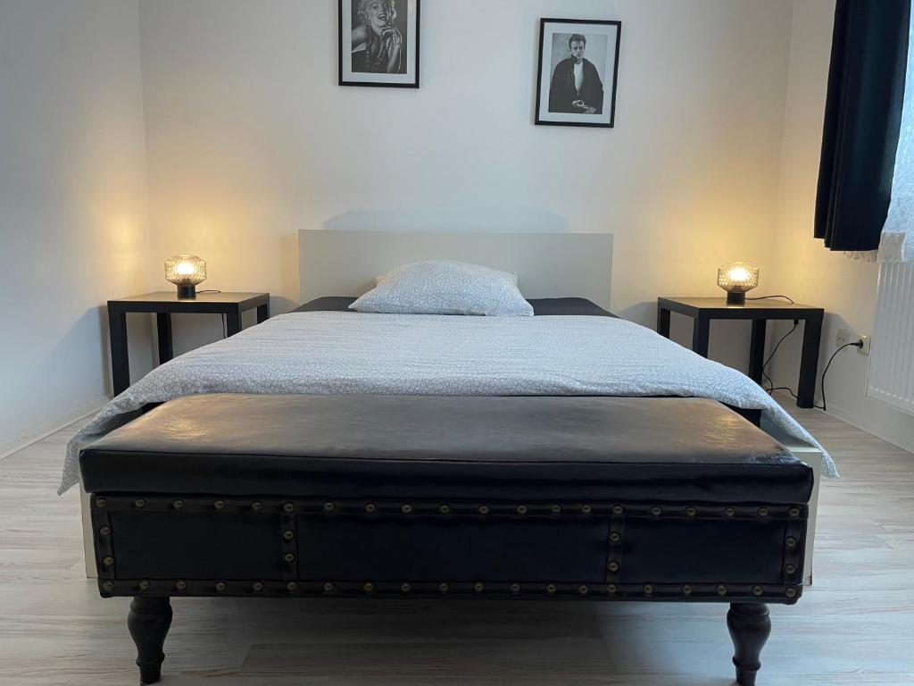 Postel nebo postele na pokoji v ubytování M&M Serviced Appartment