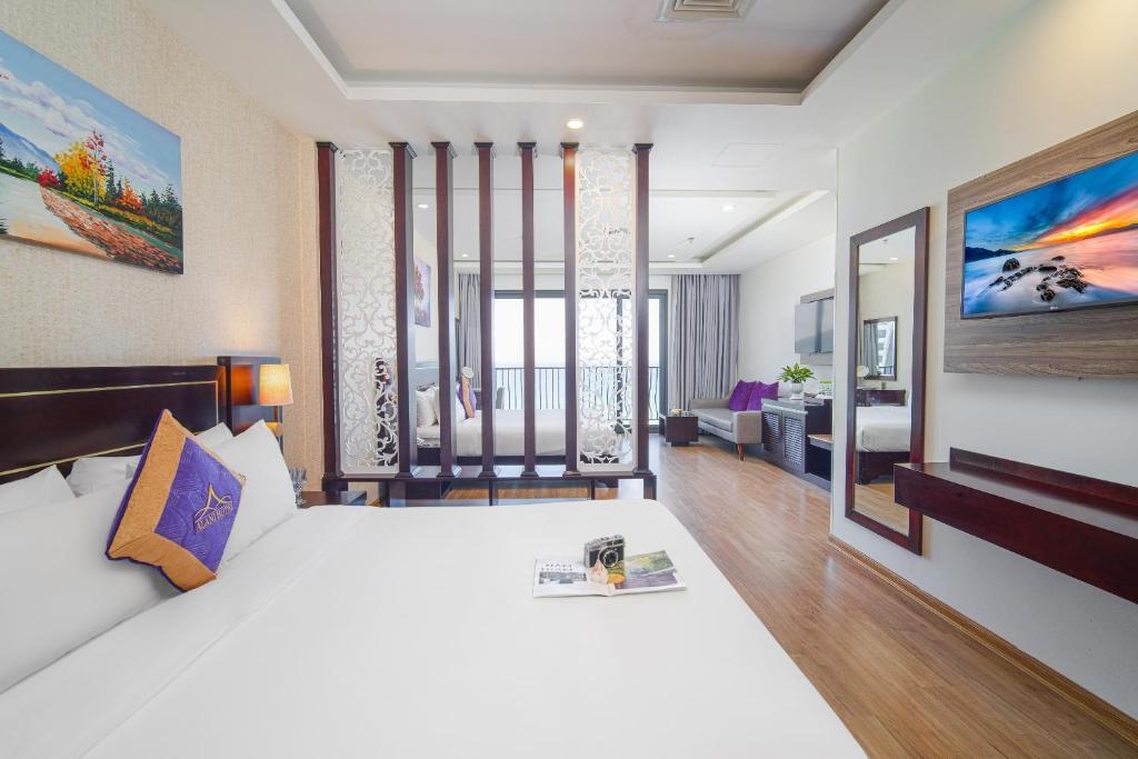 Suite có Ban công và Nhìn ra Biển