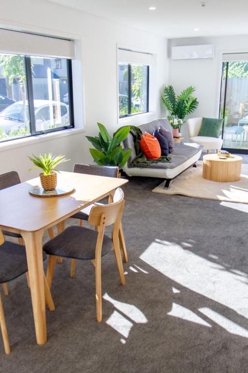 Gateway to Hagley park - 2 bed w/carpark - Resim 15