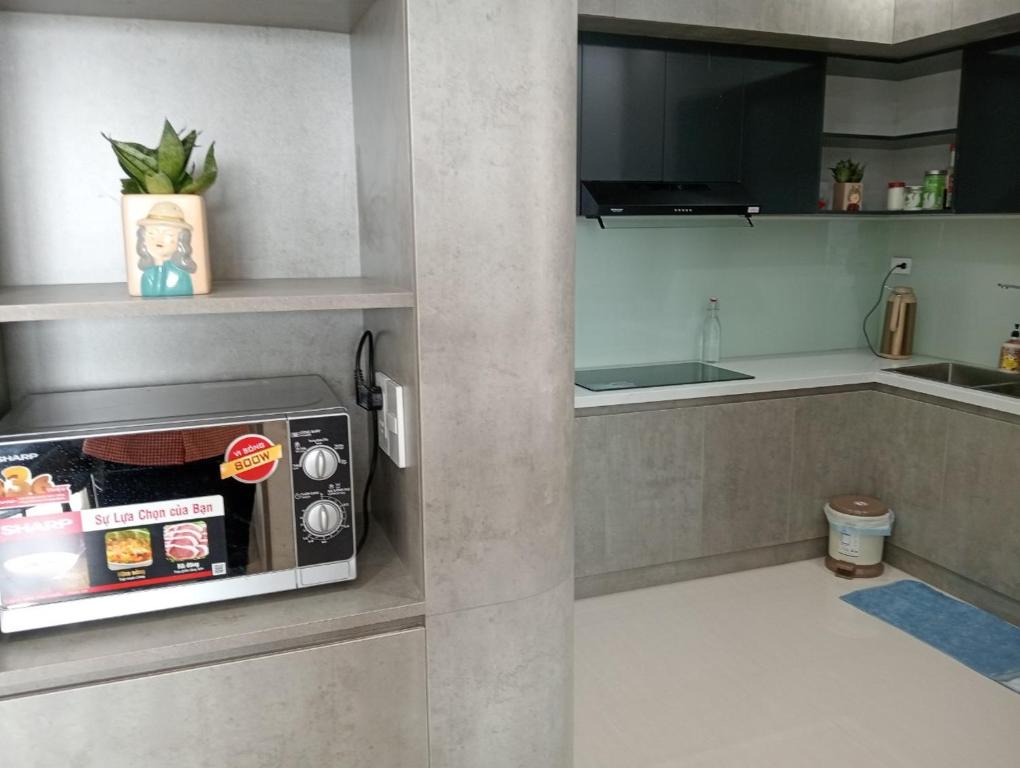 Nhà bếp/bếp nhỏ tại Thỏ homestay, căn hộ cao cấp Huế