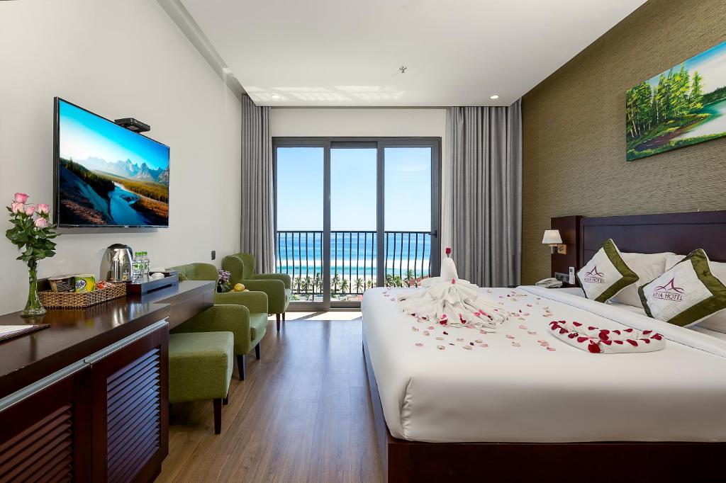 Postel nebo postele na pokoji v ubytování Alani Sea View Hotel