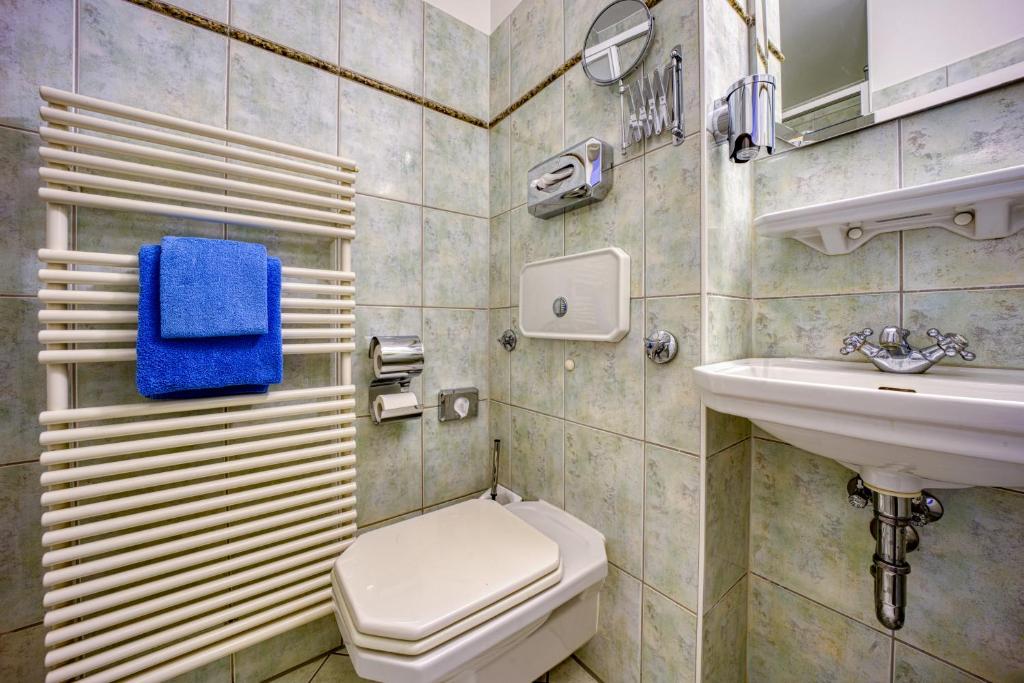 Koupelna v ubytování Hotel Seeblick Wismar