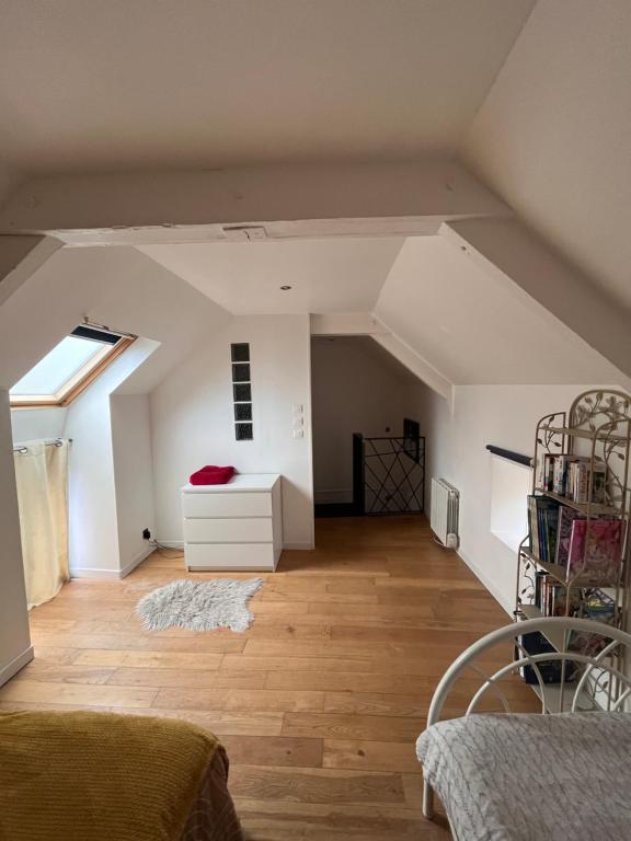 Postel nebo postele na pokoji v ubytování Gîte maisonnette- Et à côté coule une rivière