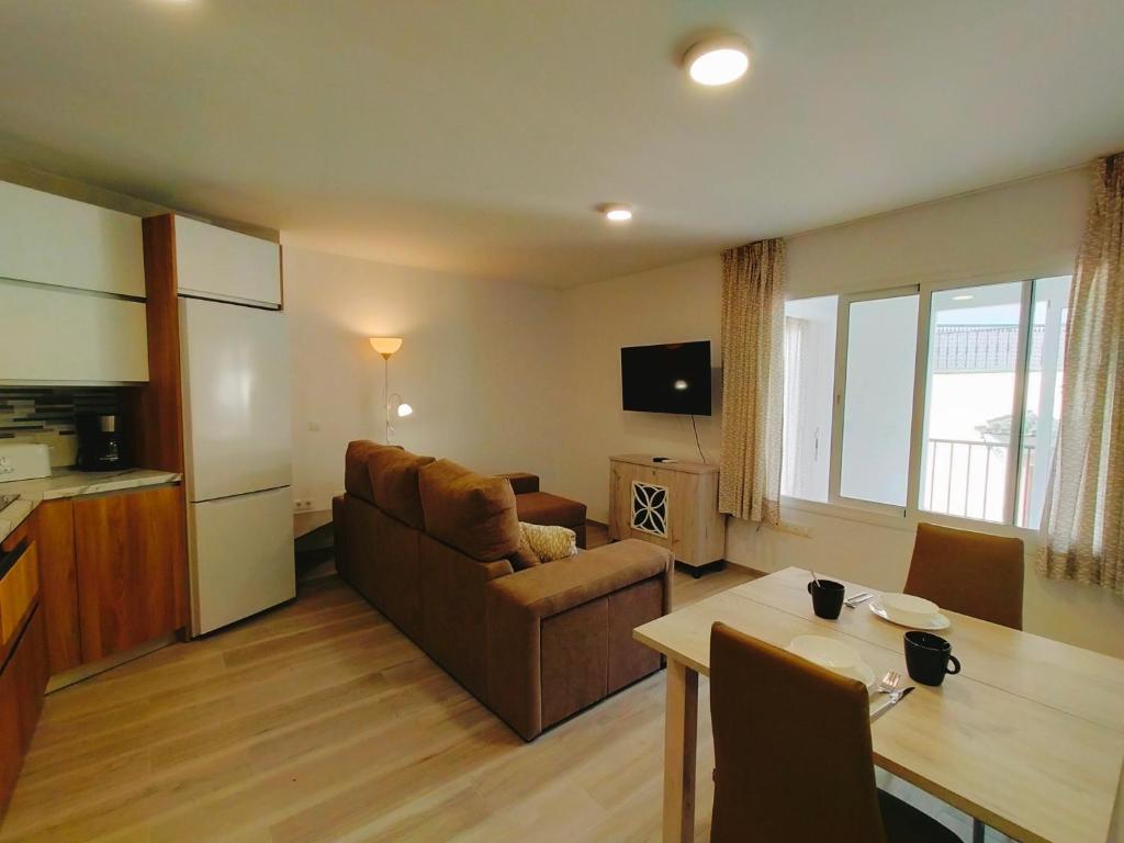 Kuchyň nebo kuchyňský kout v ubytování Nerja Sun Apartment Bronce A Centro