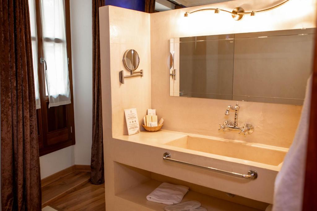 Hotel Boutique Posada Castañeda - Resim 12