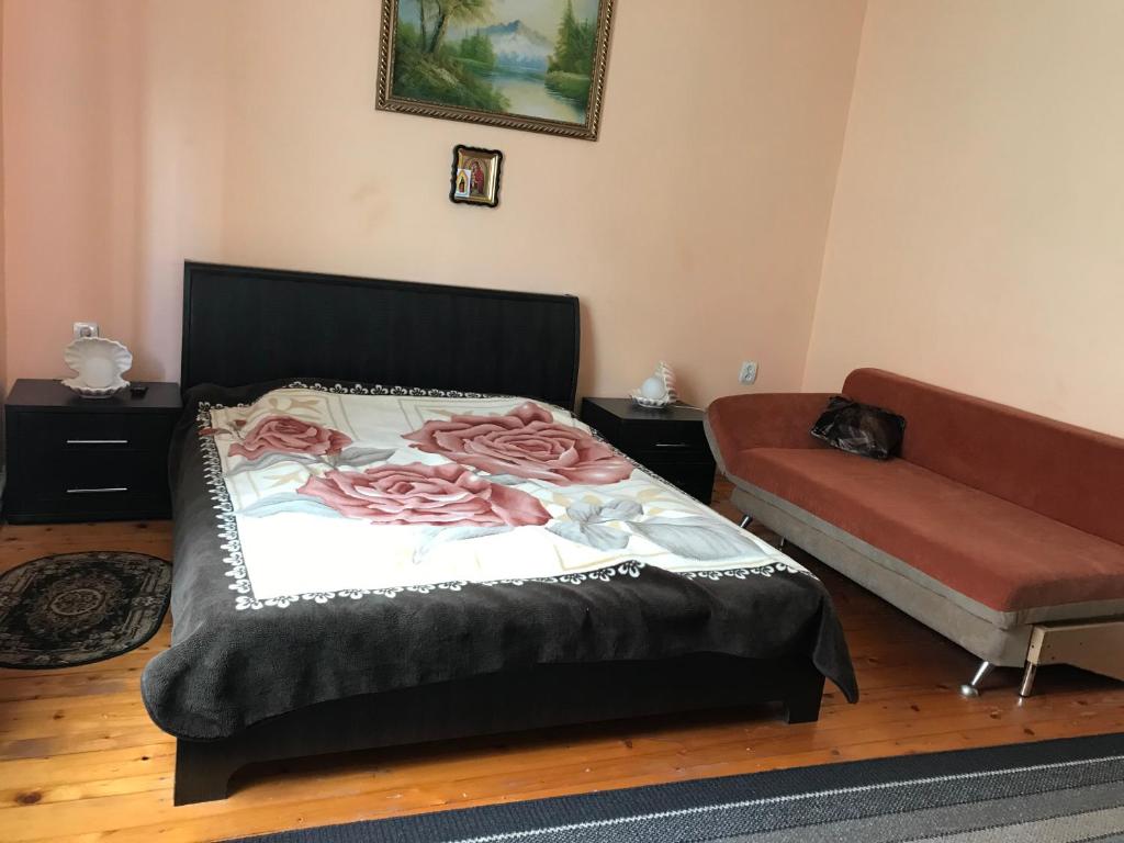 Postel nebo postele na pokoji v ubytování Guest House in Drachino