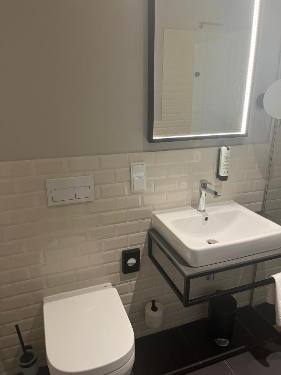 INA Boutique Hannover-Linden - Digital Access