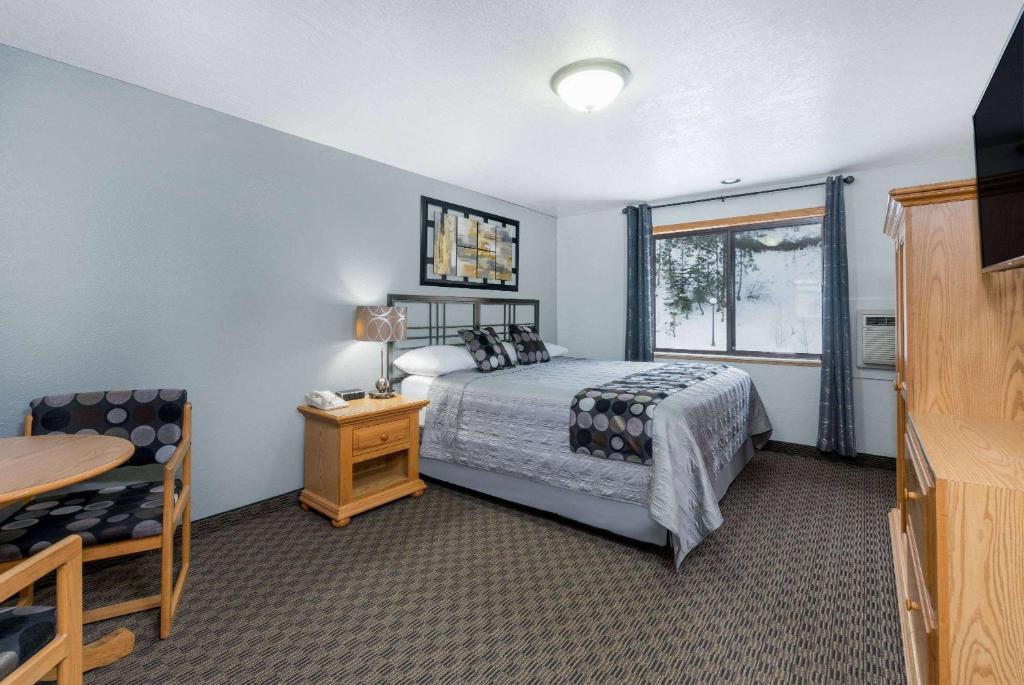 Super 8 by Wyndham Deadwood Black Hills Area - Room King Room - Non Fumatori