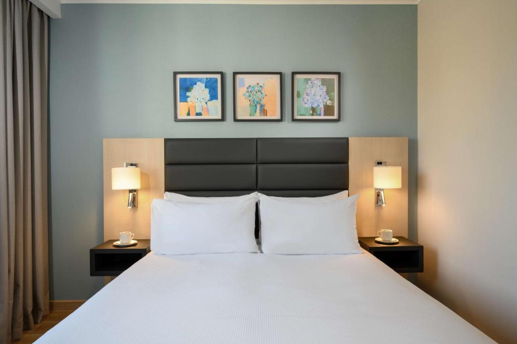 Hilton Garden Inn Budapest City Centre - Resim 16