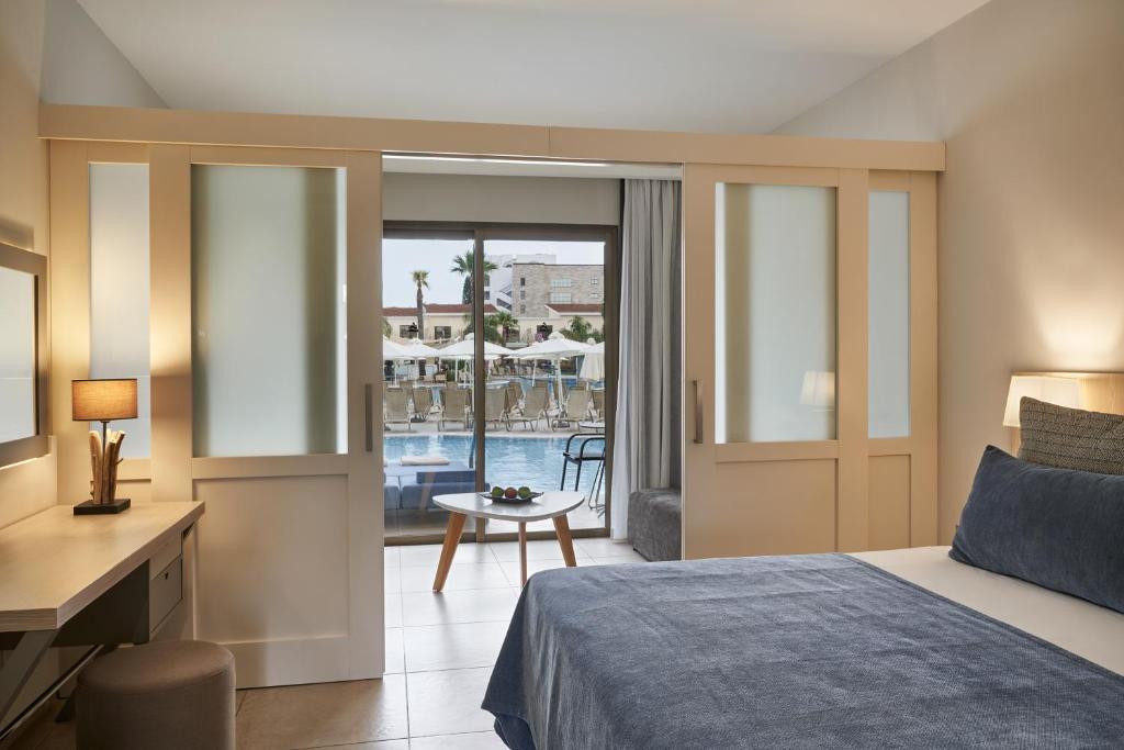 Atlantica Aeneas Resort - 