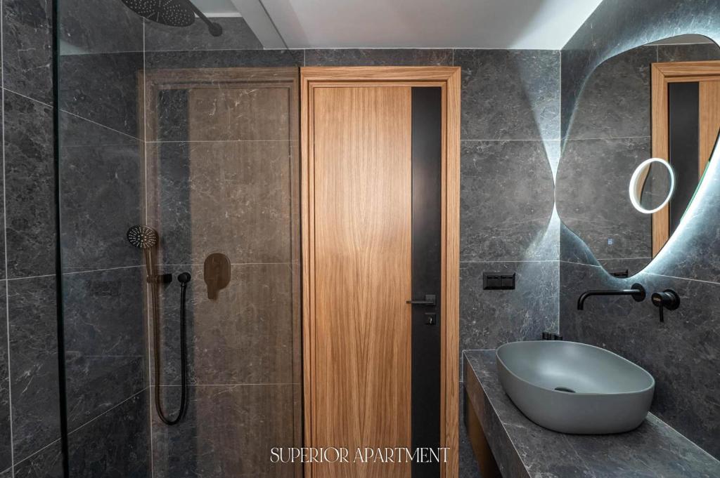 Kantoni Unique Suites - 12