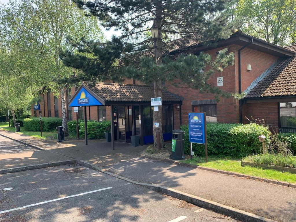 Days Inn Southampton Rownhams - Resim 27