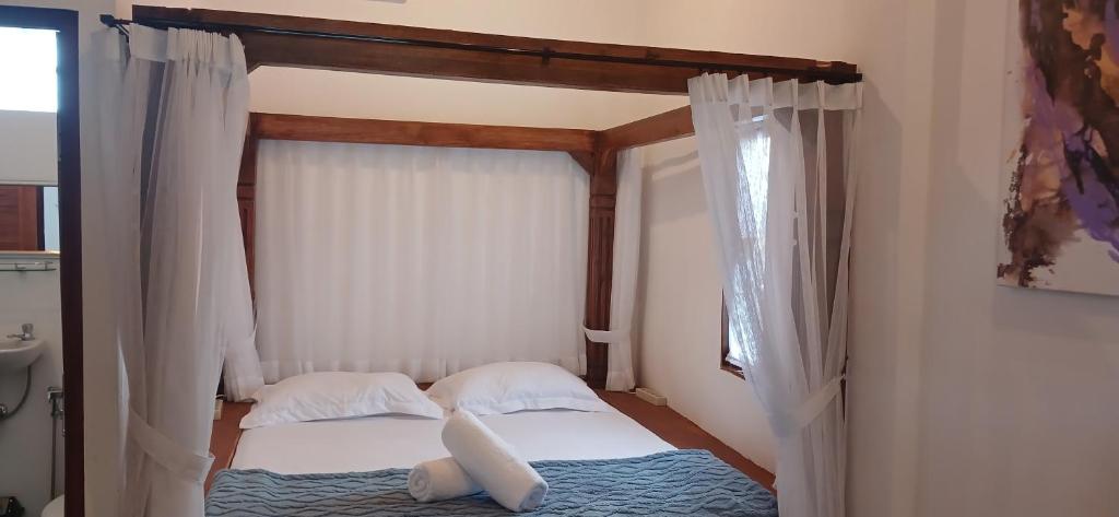 Dewi Sri Guesthouse - Queen Room With Balcony