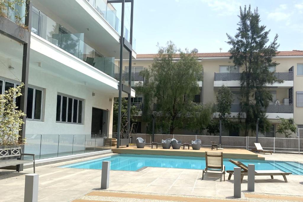 Bazén v ubytování DPSAE09 Mythical Sands Resort - Two Bedroom Apt with pool nebo v jeho okolí