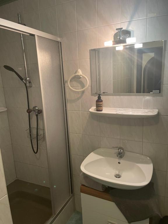 Koupelna v ubytování Molltaler Appartements en b&b