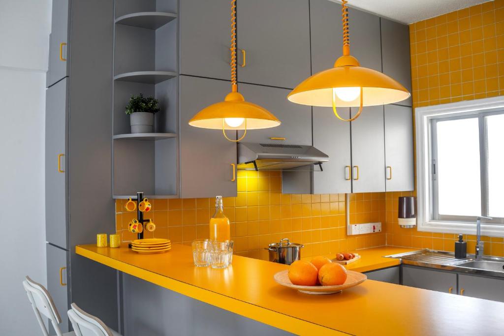Cucina o angolo cottura di Protaras O2 Seaside Suite
