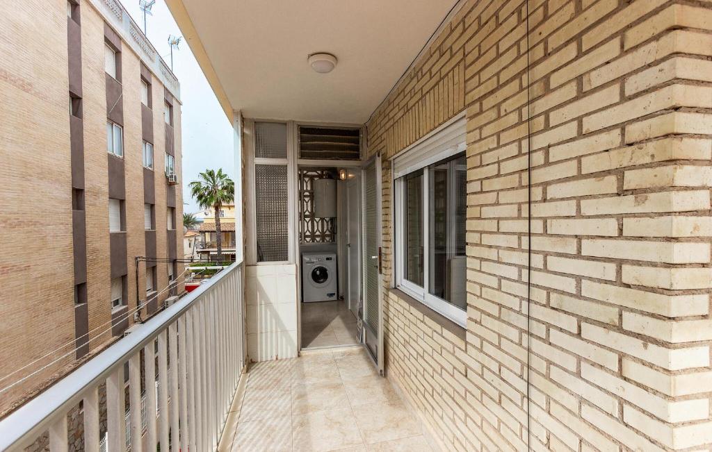 Fotografie z fotogalerie ubytování Awesome Apartment In Santa Pola v destinaci Santa Pola