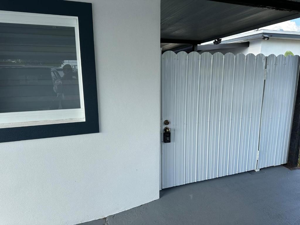 Fotografie z fotogalerie ubytování Adrien Guest Studio v destinaci Miami Gardens