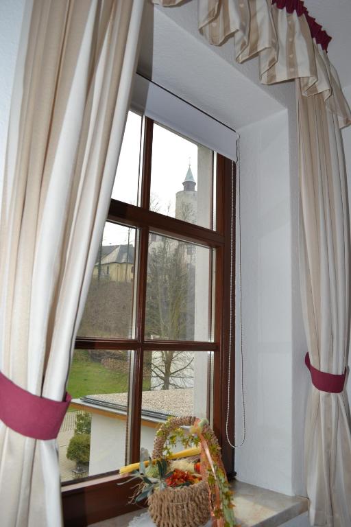Foto sihtkohas Posterstein asuva majutusasutuse Elegant-Hotel "Zur Burg" galeriist