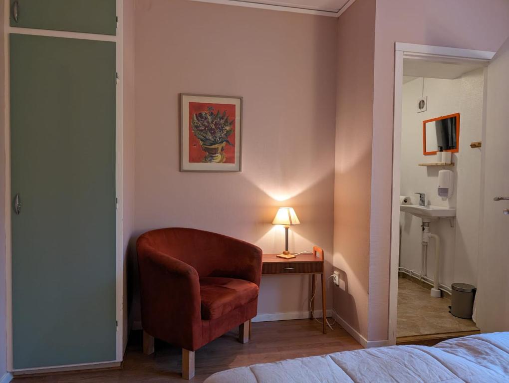 Postel nebo postele na pokoji v ubytování Brukshotellet Öland - Vandrarhem