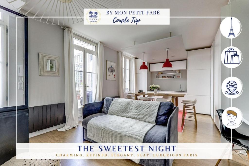 un salon avec un canapé et une cuisine dans l'établissement La Douce Nuit - Moderne - Elégant - Rénové, à Paris