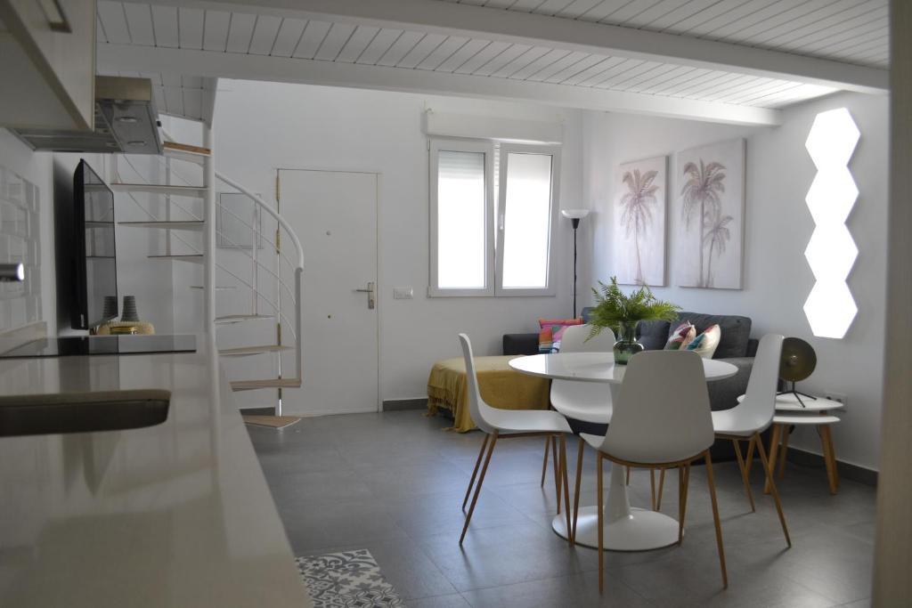 Victoria Beach Duplex