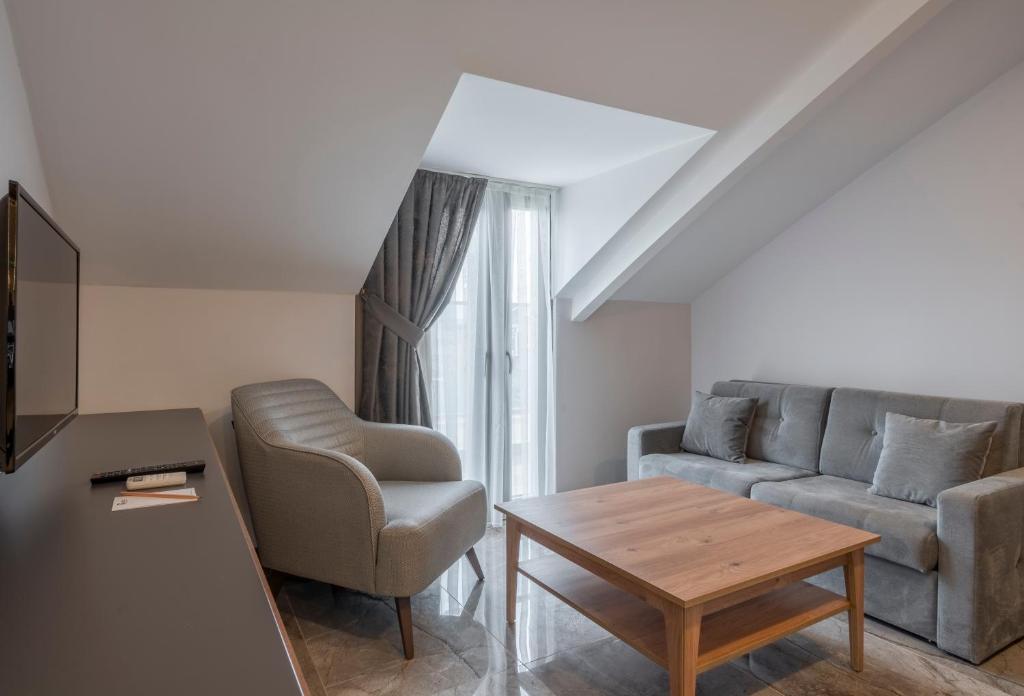 Quality Gold Suite Hotel - 12