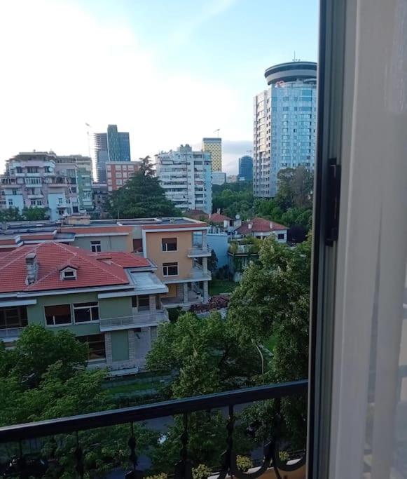 Foto dalla galleria di Tirana Road Blloku Area a Tirana