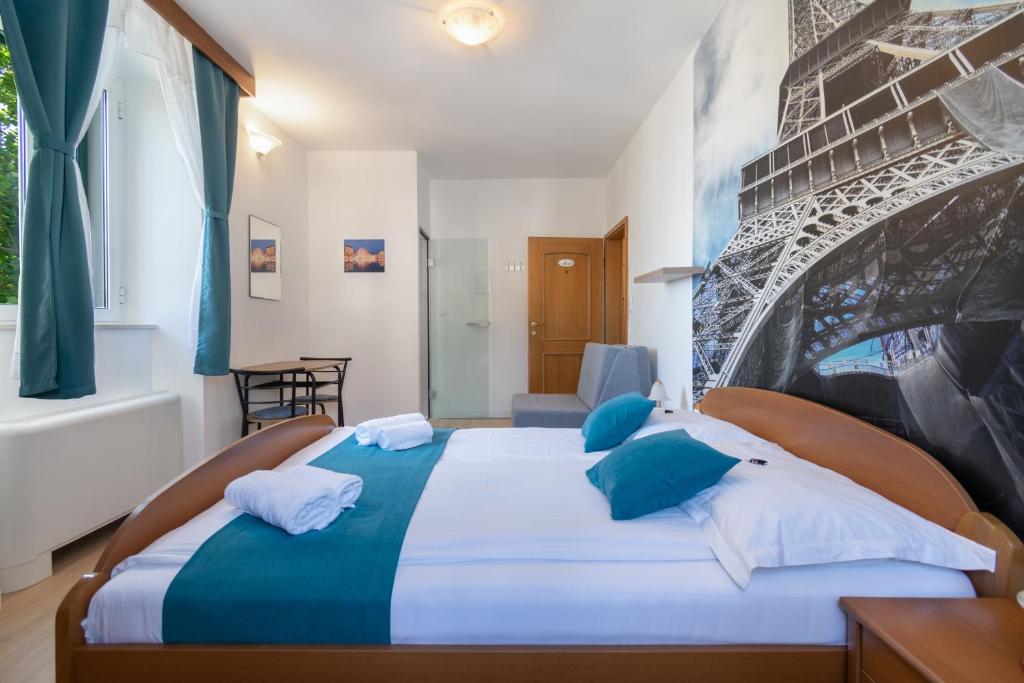 Bed and Breakfast Palac - 14