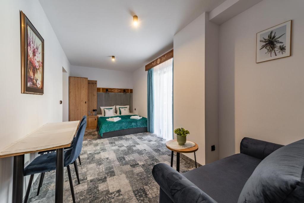 Willa Folk Prestige - 10