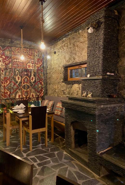 Fotografie z fotogalerie ubytování Guest House Nikala v destinaci Mestia